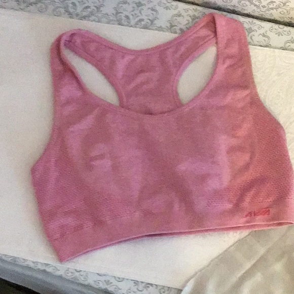 Pink sports bra medium no padding pre worn - Picture 2 of 7